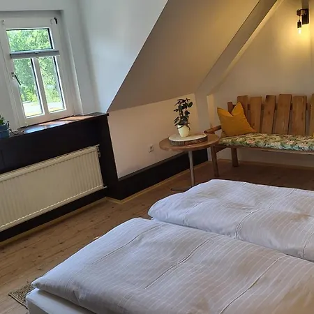 Pensión Zur Neuenburg