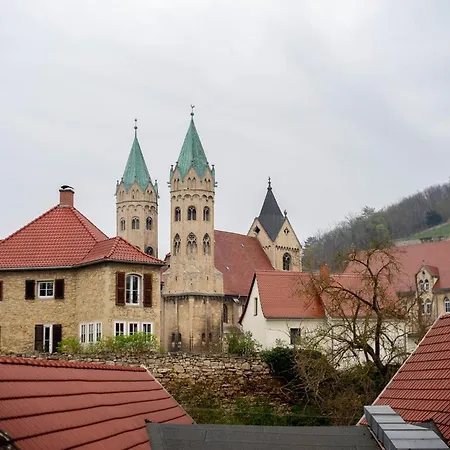 Konukevi Zur Neuenburg