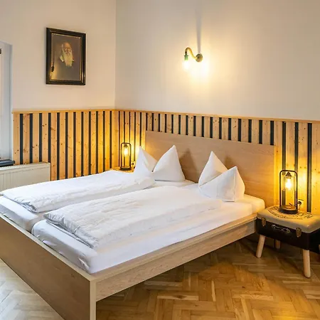 Vendégház Zur Neuenburg 3*