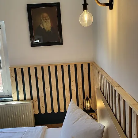 Zur Neuenburg 프레이버그