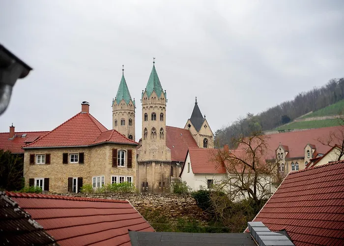 Gæstehus Zur Neuenburg