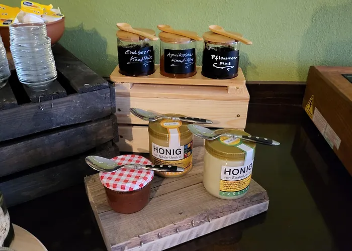 Konukevi Zur Neuenburg